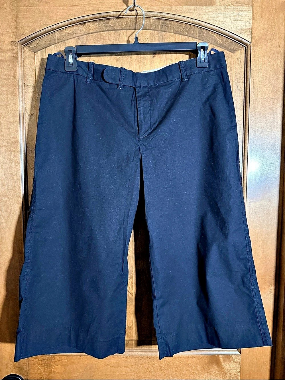 Gap Women’s Navy Blue Wide-Legged Cropped Pants Size 14